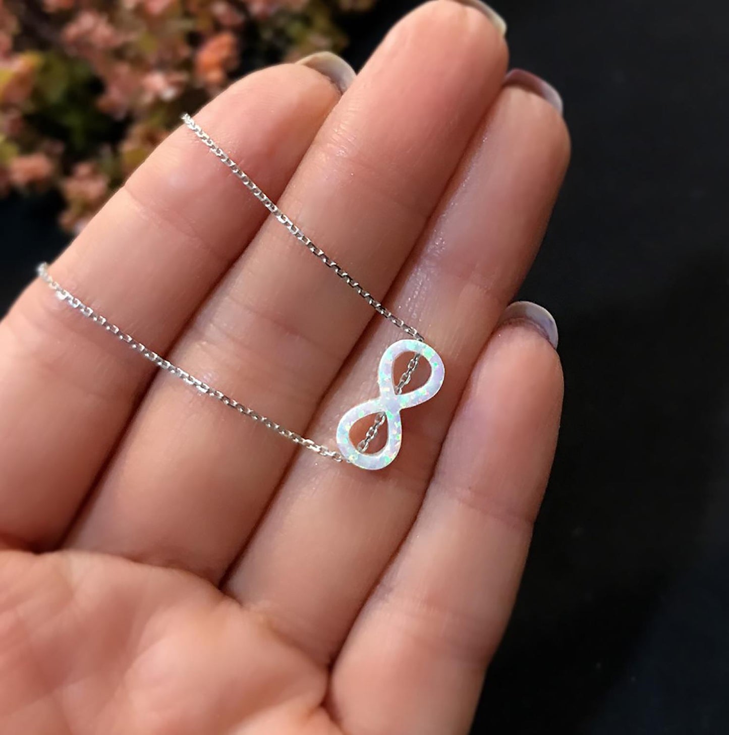 STELA OPAL BEYAZ SONSUZLUK GÜMÜŞ KOLYE