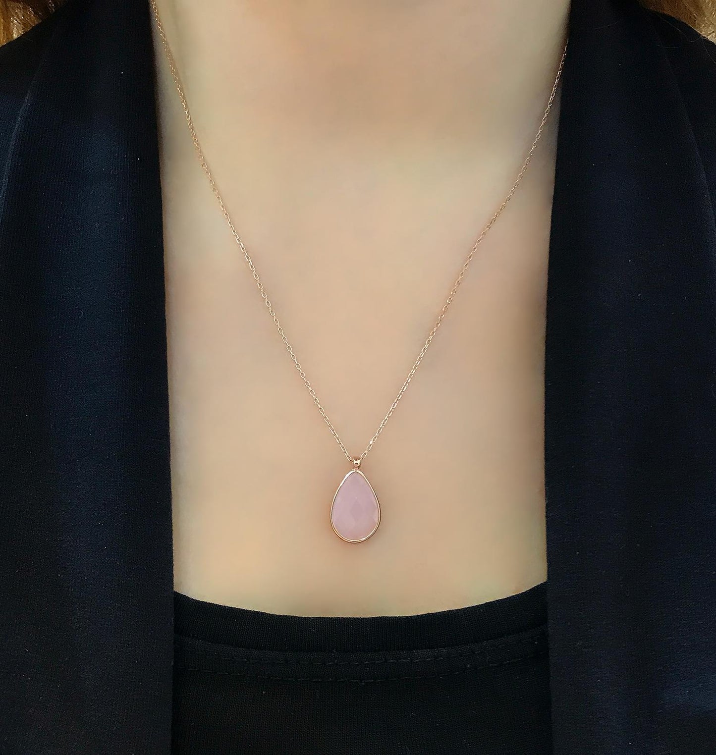 STELA PEMBE KUVARS DAMLA GÜMÜŞ KOLYE
